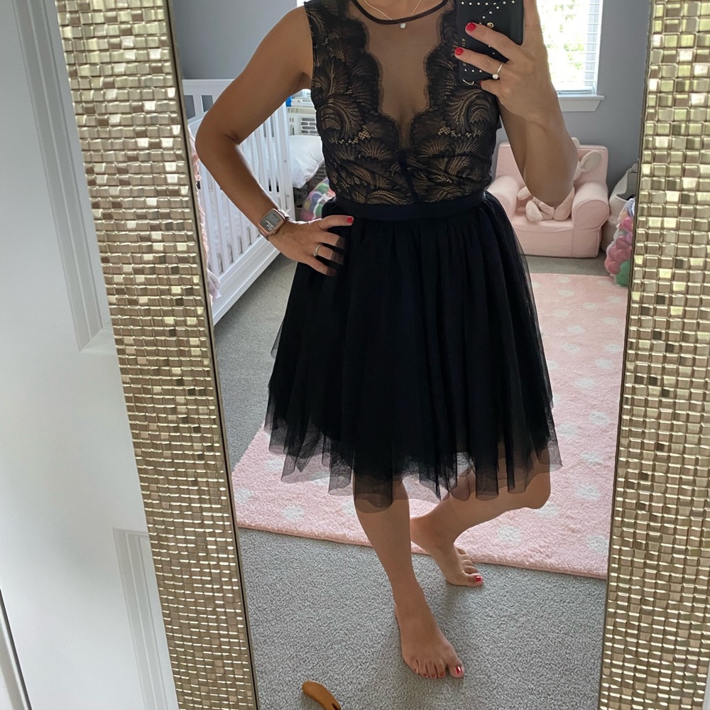 Gorgeous black short cocktail dress